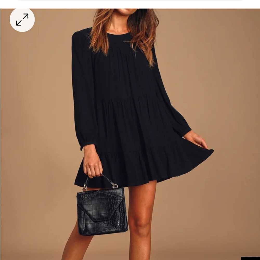 Lulu’s ▪️Black▪️ Tiered Long Sleeved Swing Dress - Size Small